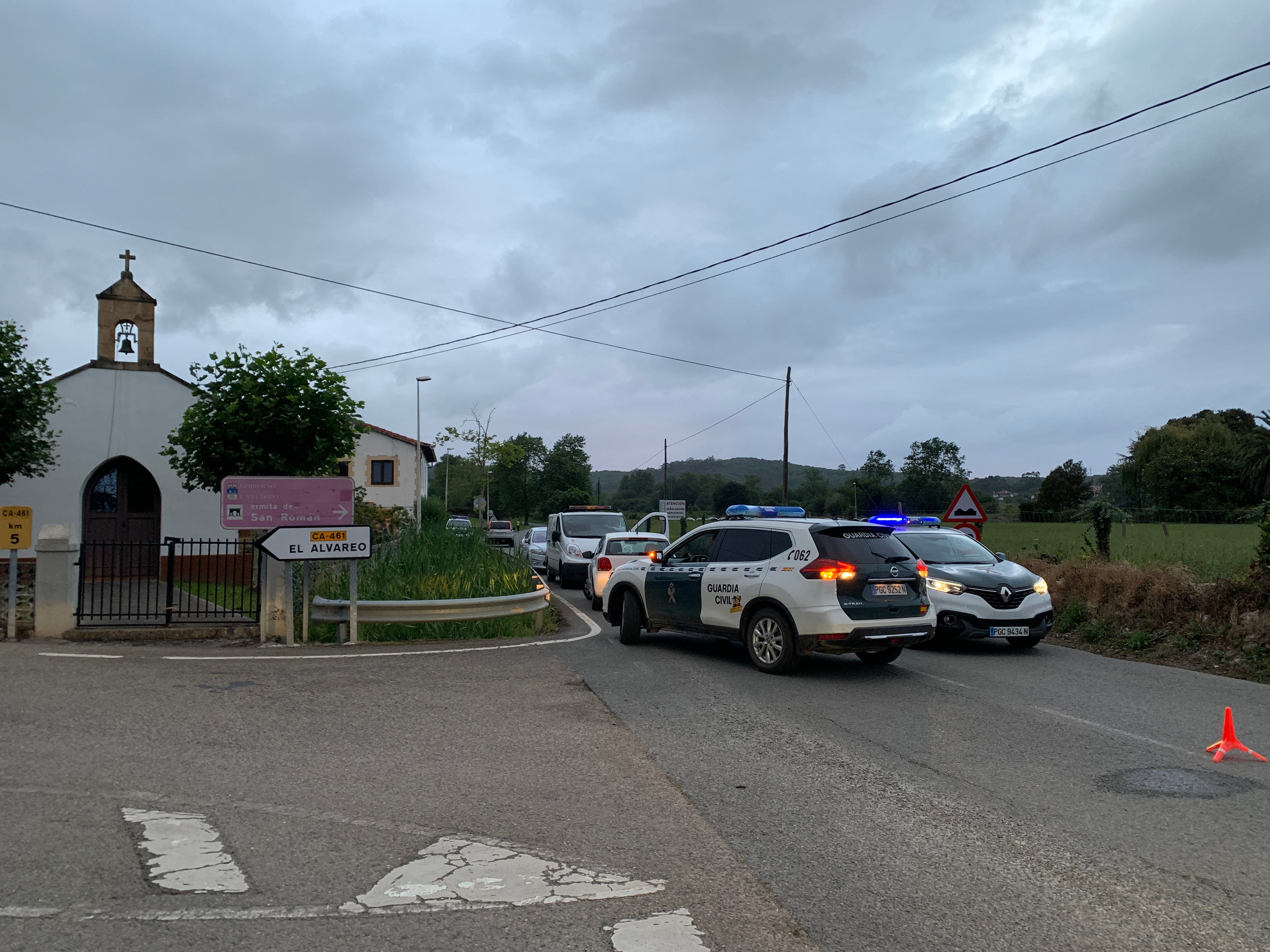 Fotos: Hallan muerta a la mujer del hombre que ha fallecido en el accidente de tráfico de Escalante