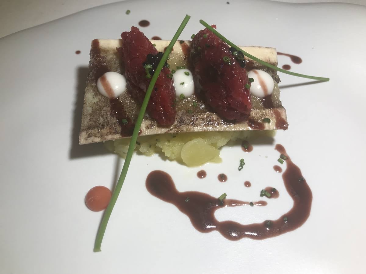 Entre los restaurantes gastronómicos de la región, quizá El Molino sea el que más solera tenga, por su edificio, por su trayectoria y por su historia.