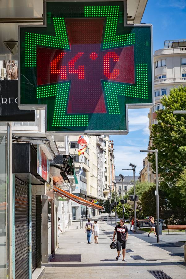 La comunidad ha alcanzado hoy altas temperaturas. Cualquier sombra o soplo de aire se agradece. 