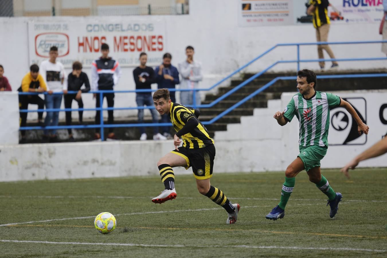 El Cayón se impuso al Vimenor en los penaltis tras empatar a uno y llegó a la antesala de la final de la Copa Federación