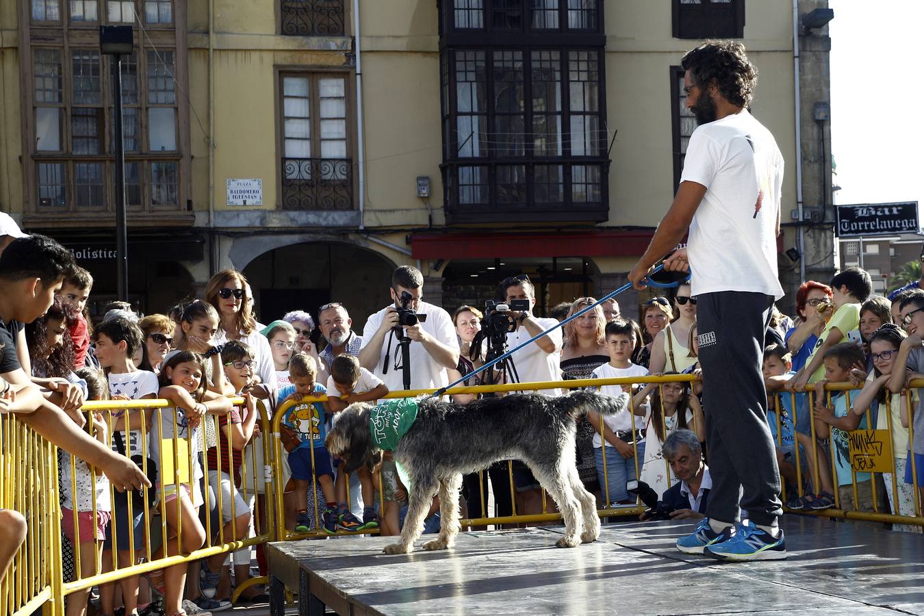 Fotos: De día y de noche, la fiesta no para en Torrelavega