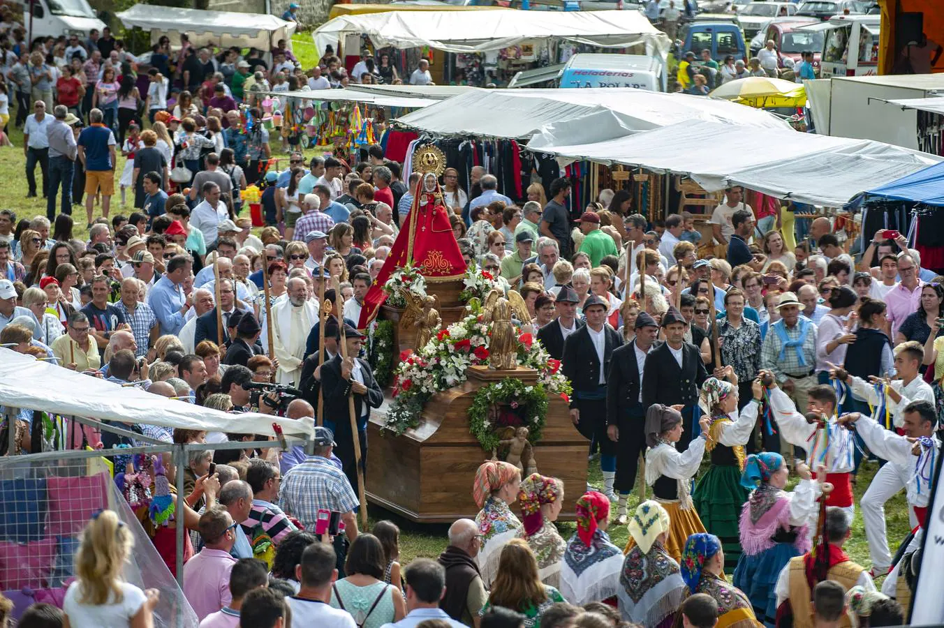 Fotos: Fiesta de la Virgen de Valvanuz