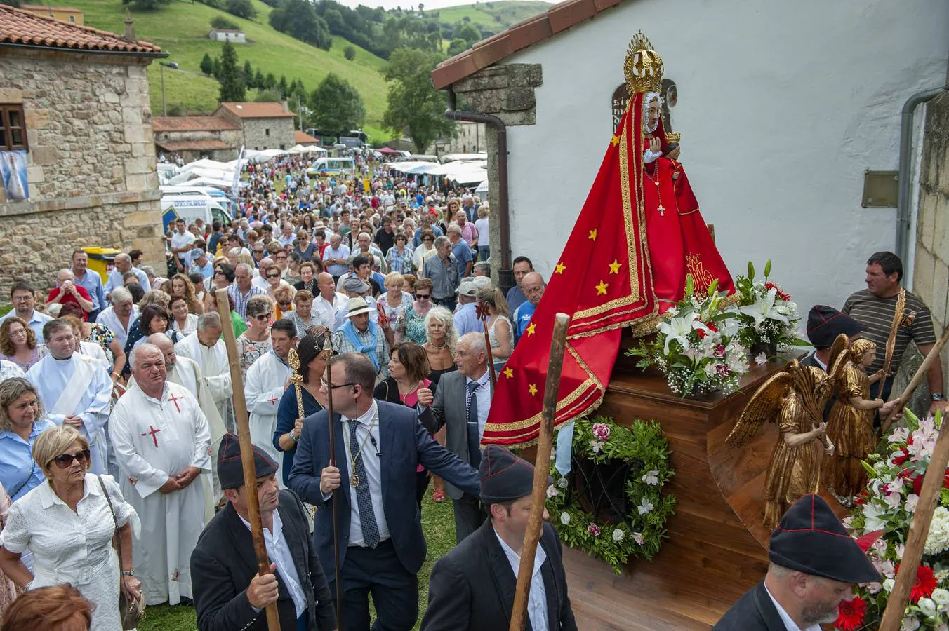 Fotos: Fiesta de la Virgen de Valvanuz