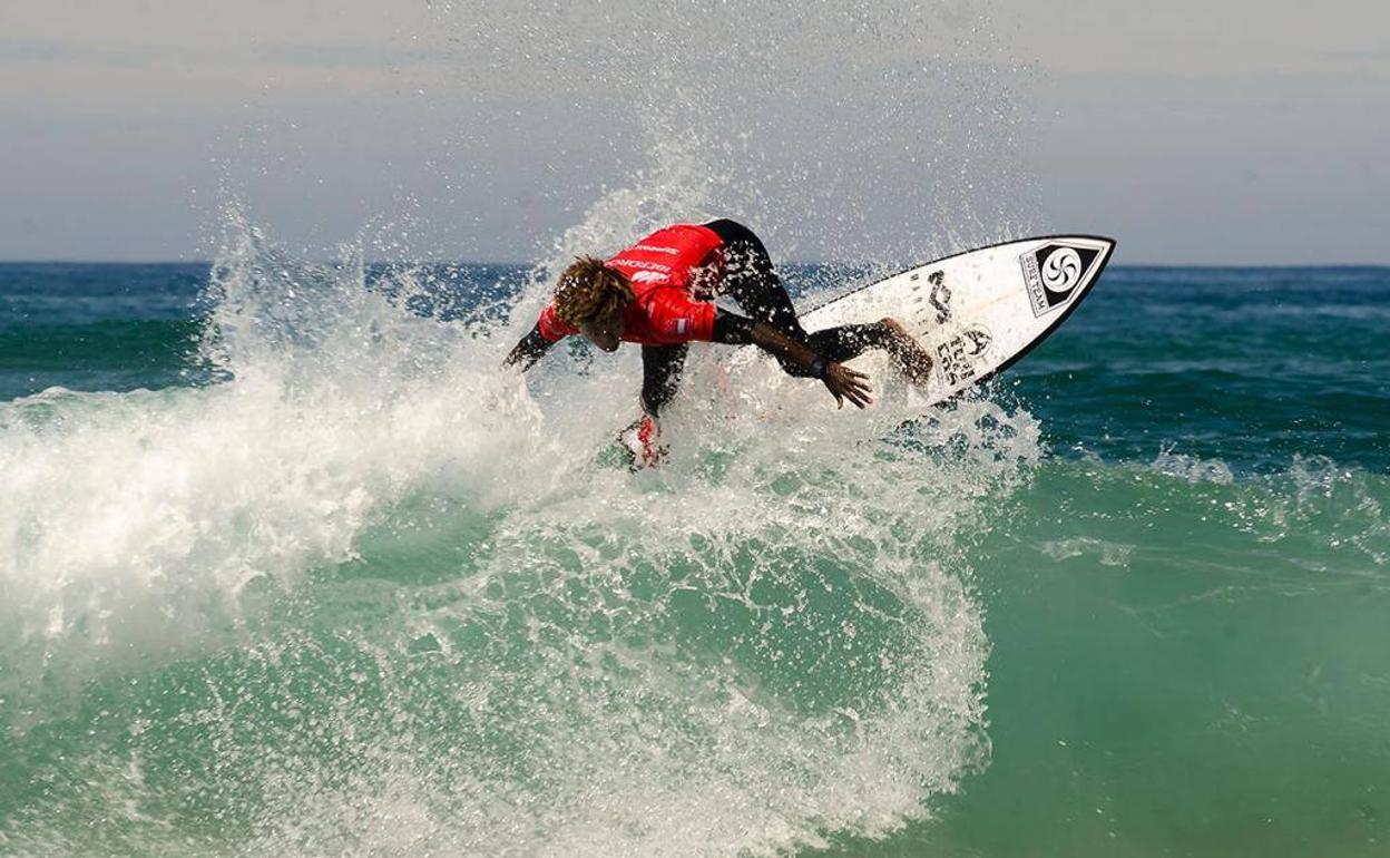 138 deportistas disputaron el XI Campeonato de Surf Costa de Liencres