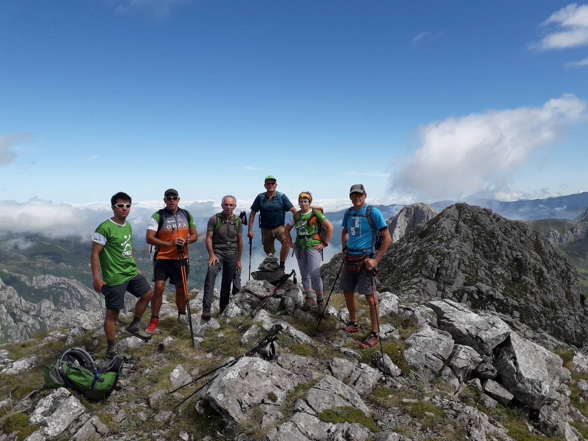 Fotos: Las cumbres conquistadas por el Grupo de Montaña Orza en Las Ubiñas-La Mesa