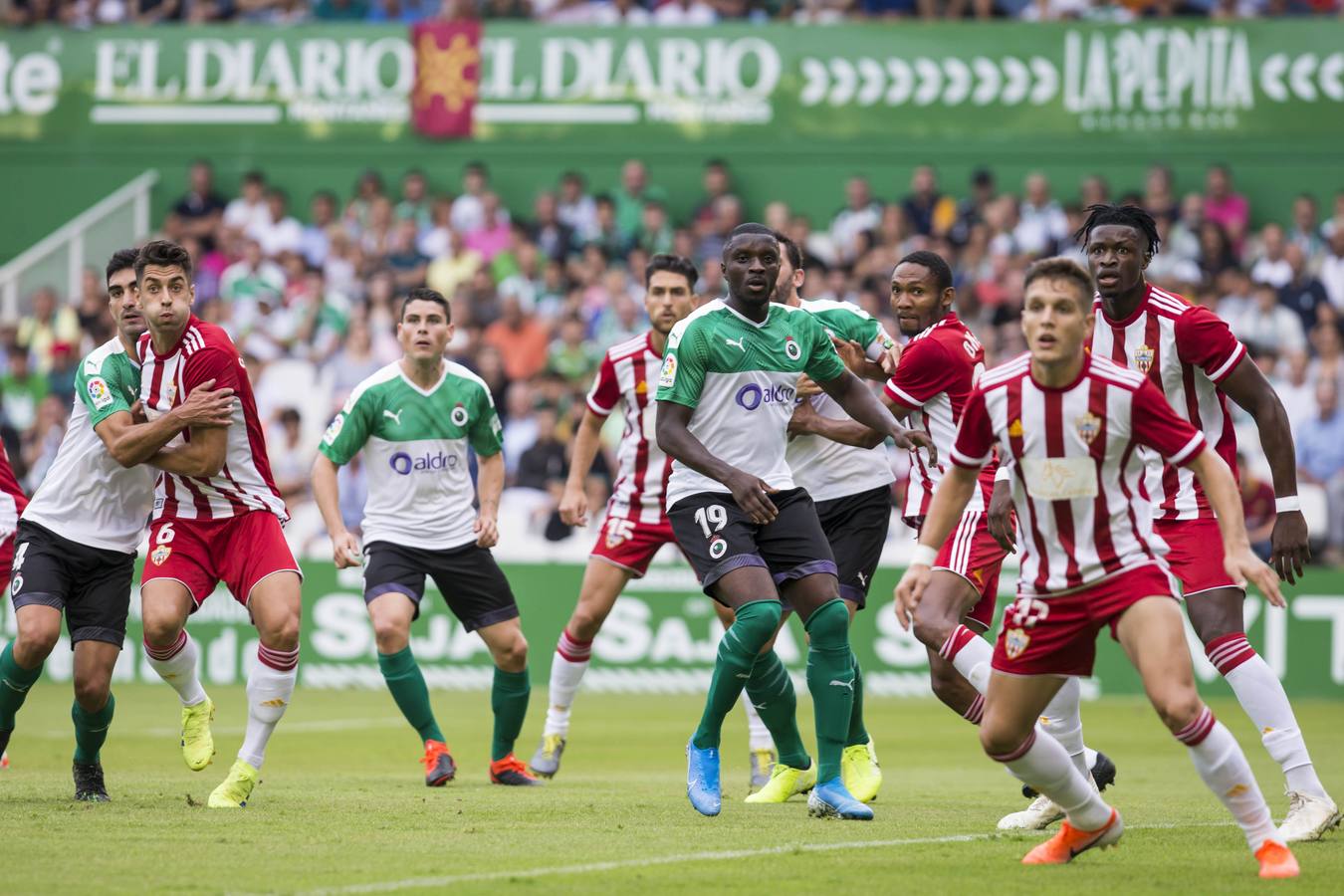 Fotos: La imágenes del partido Racing-Almería