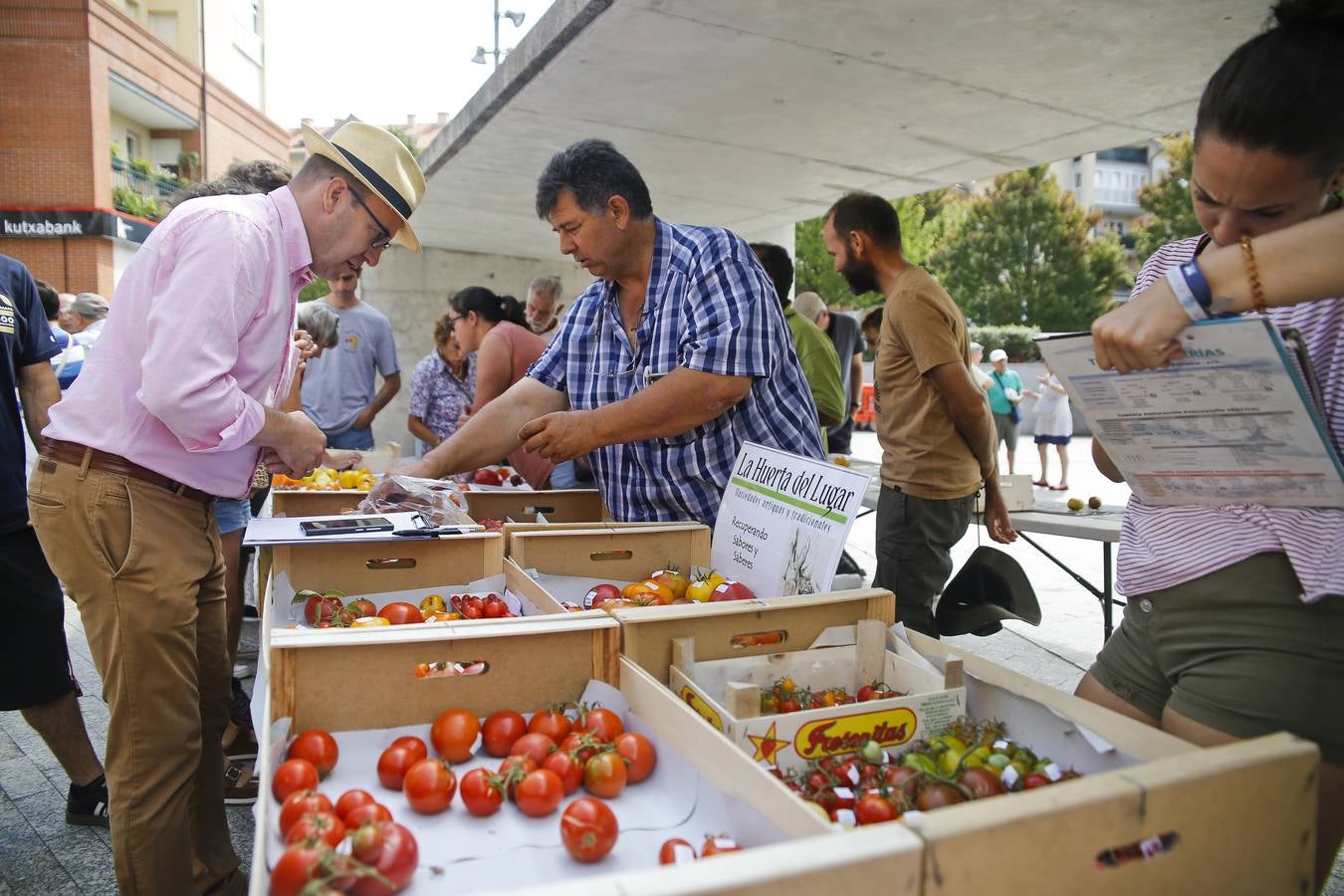 Fotos: Una vuelta por la Feria del Tomate de Bezana