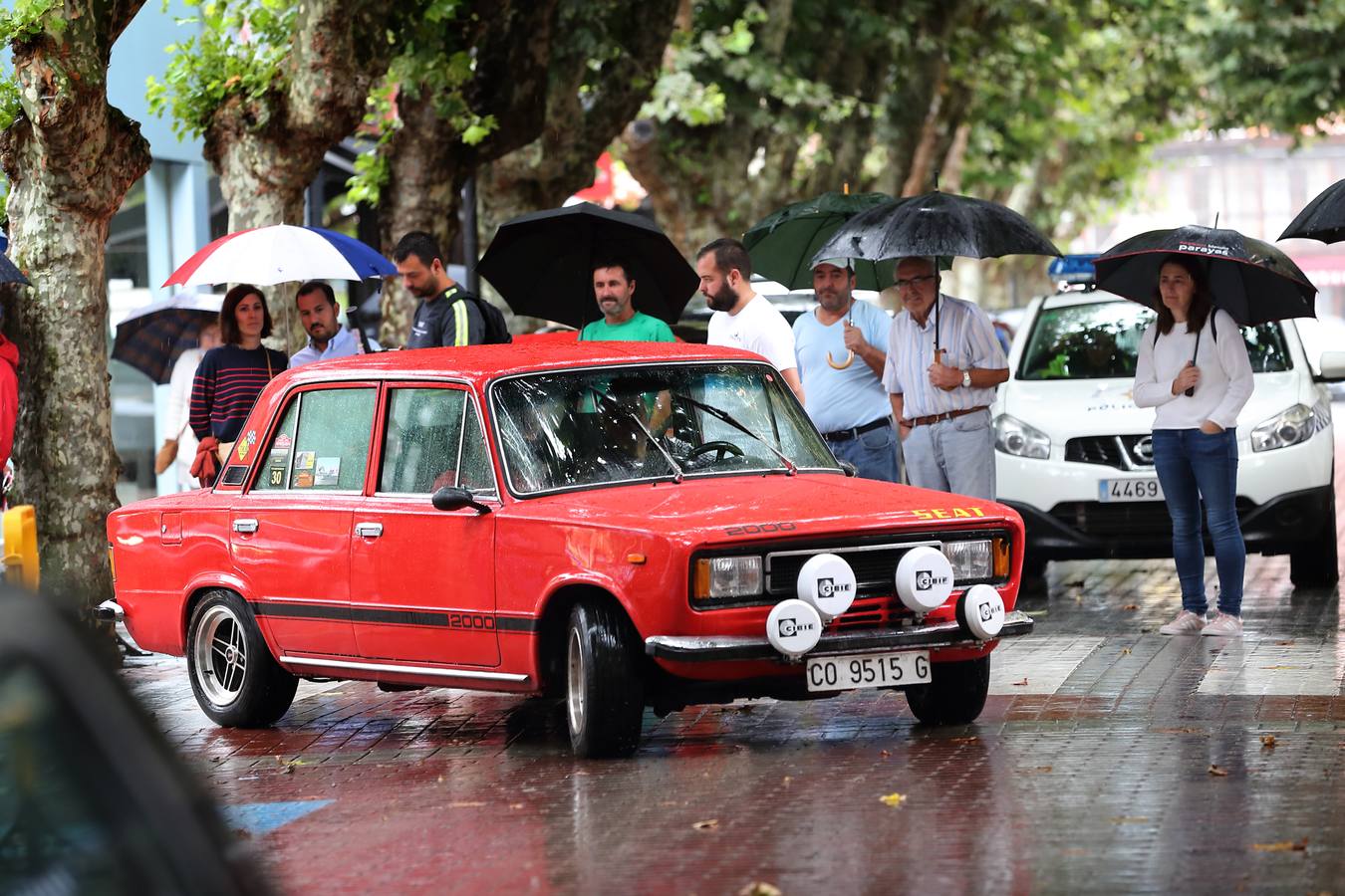 Más de un centenar de vehículos se congrega en la tercera concentración de estos coches que organiza el Club Villa de Cabezón