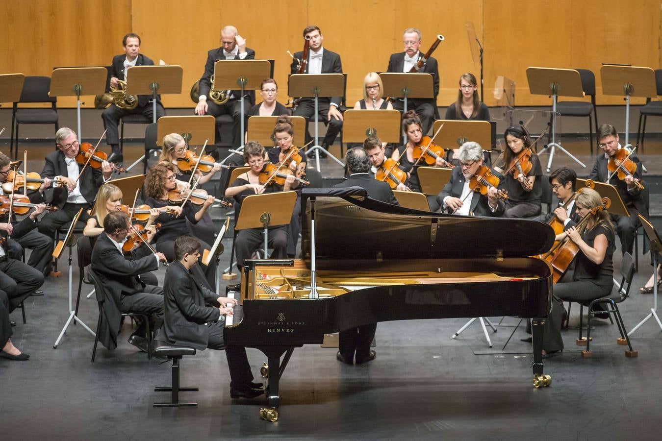 Fotos: Juanjo Mena en el FIS