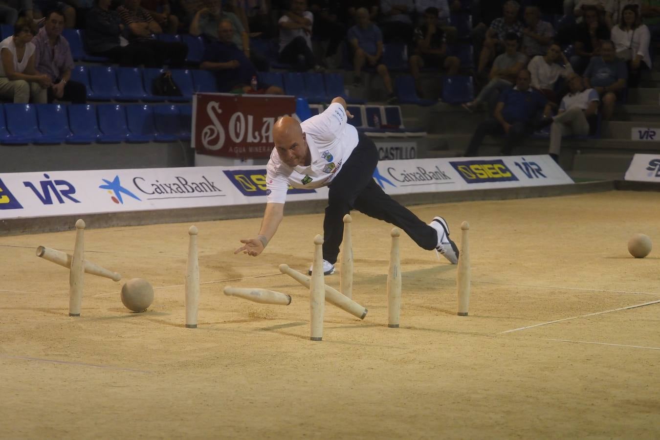 El de Peñacastillo no falla y con sus 154 bolos tiene 18 sobre Óscar