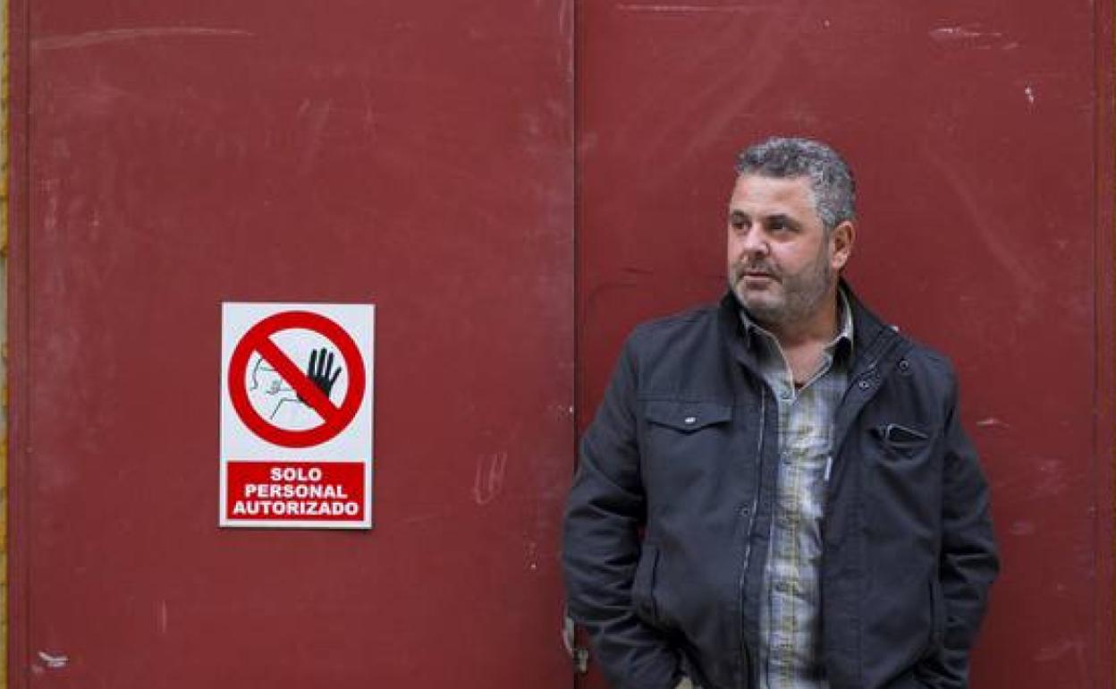 El fotógrafo Antonio Aragón huye de etiquetas y encasillamientos. Su mirada acota el ecosistema en el que fija la cámara.