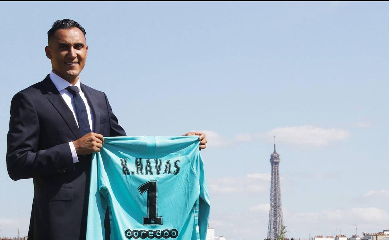 Keylor Navas, con la camiseta del PSG. 