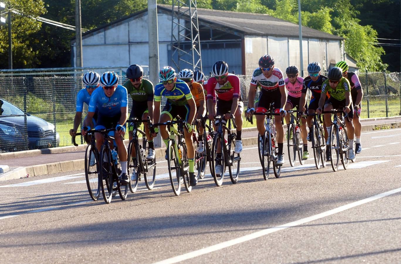 Fotos: Imáganes de la segunda etapa de la Vuelta a Cantabria