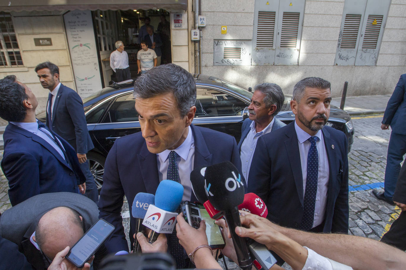 Fotos: Pedro Sánchez, en La Magdalena