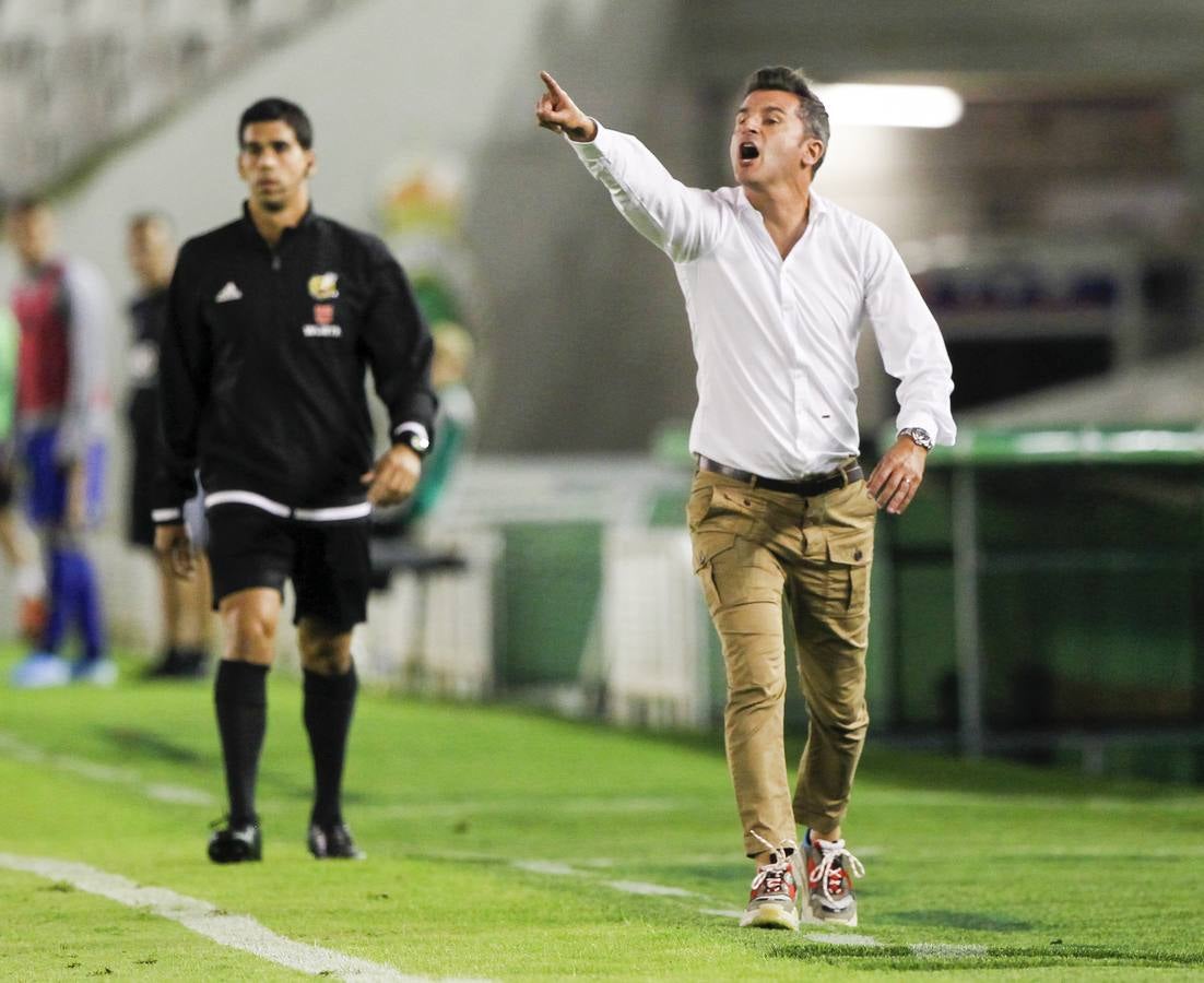 Fotos: Las imágenes del Racing-Cadiz