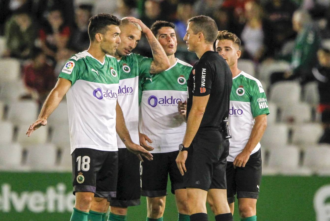 Fotos: Las imágenes del Racing-Cadiz