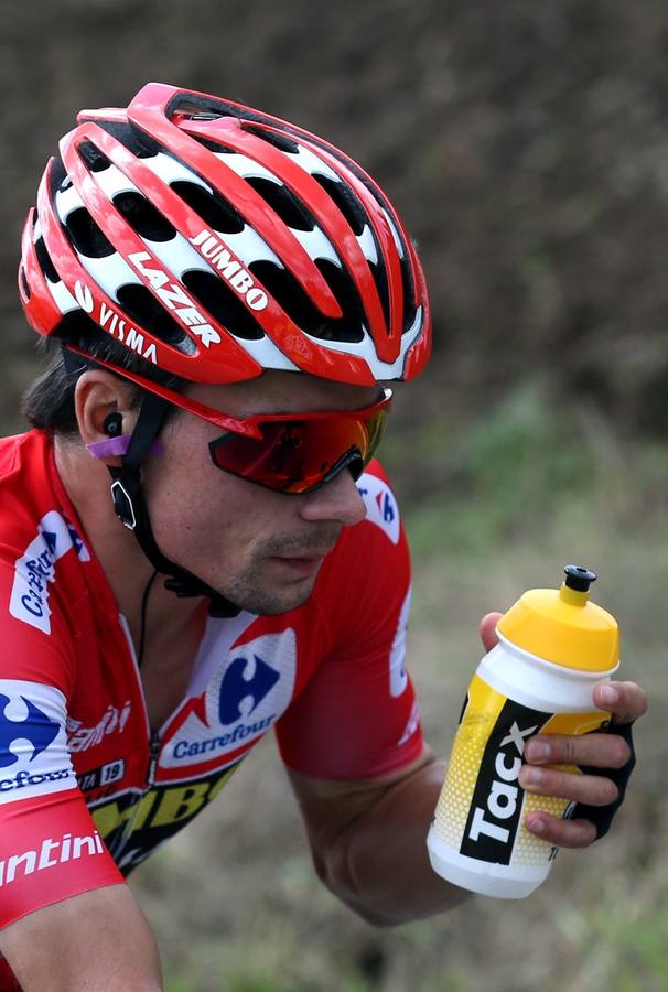 Fotos: Imágenes de la etapa Bilbao-Los Machucos