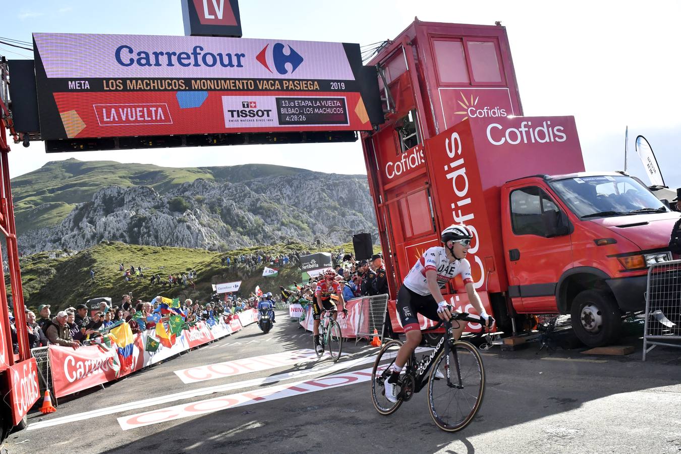 Fotos: Imágenes de la etapa Bilbao-Los Machucos