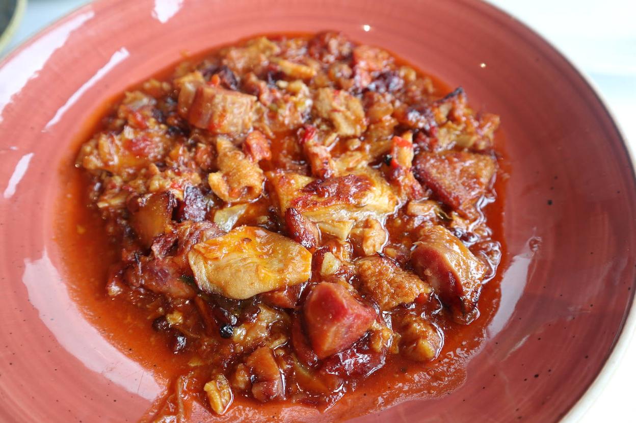 Callos en salsa.