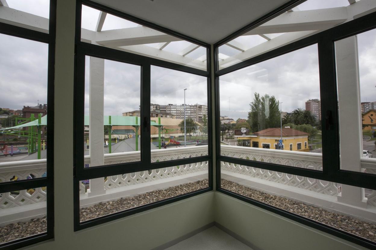 Imagen de la sala de lectura de la nueva biblioteca, ubicada en el parque de Cros. :: dm