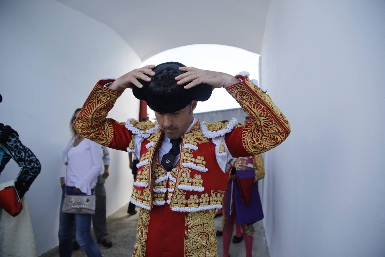 Fotos: Todos a hombros en una triunfalista tarde en Santoña