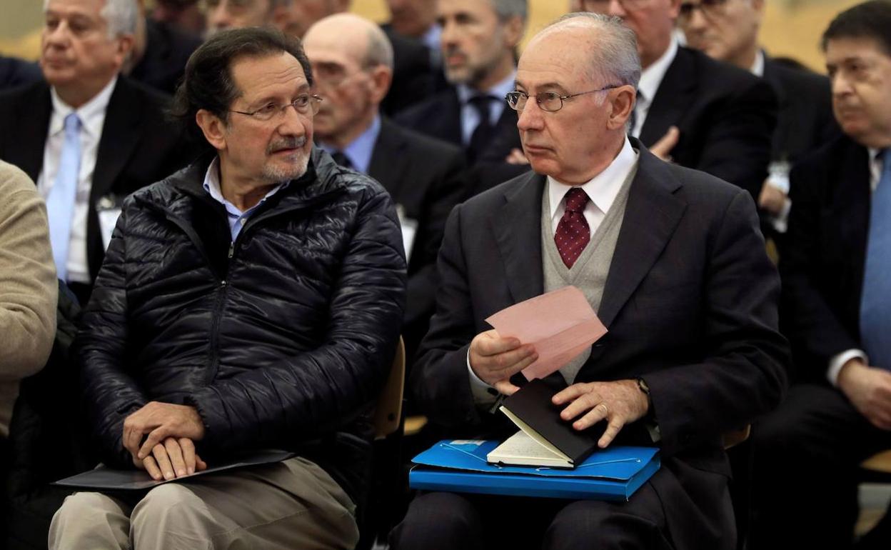 Rodrigo Rato junto al resto de imputados, en la Audiencia Nacional. 