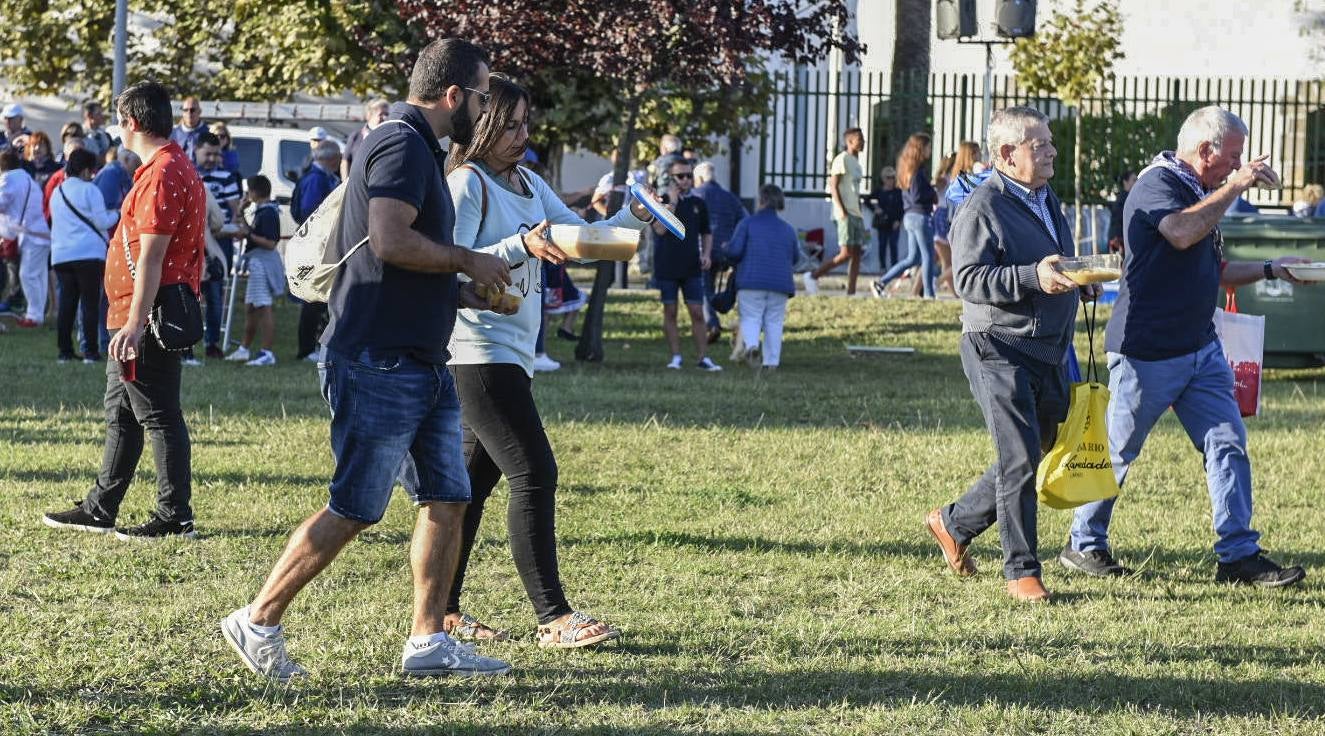 Fotos: La Gran Marmitada de Santoña sirve cerca de 12.000 raciones