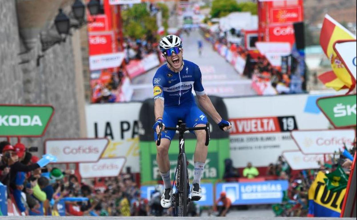 Rèmi Cavanga celebra la victoria en Toledo