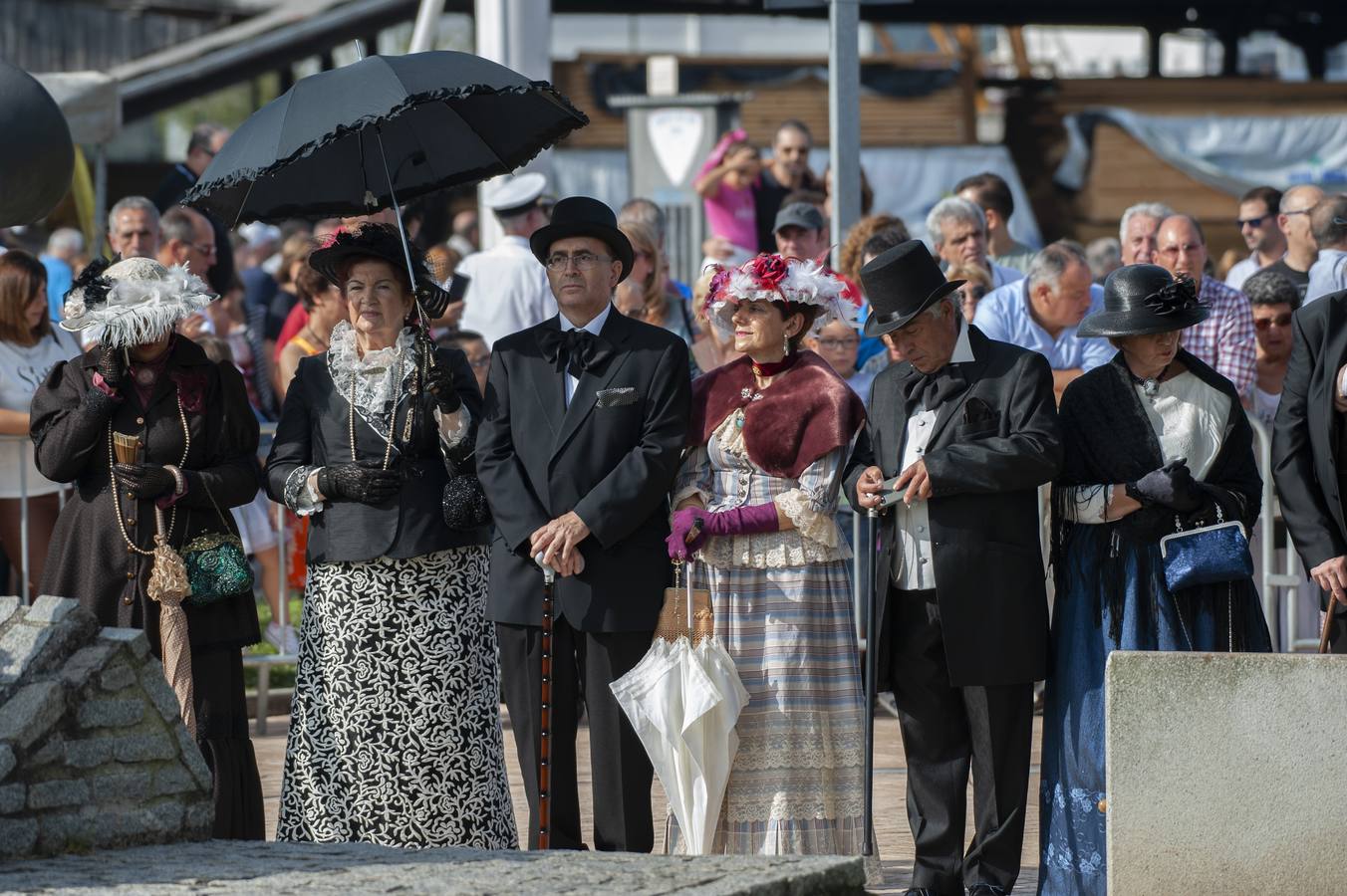 El esfuerzo de la Asociación Amigos del Real Astillero, meses atrás, por poner en valor la historia naval del municipio recogió este sábado sus frutos en el primer acto homenaje al Real Astillero de Guarnizo