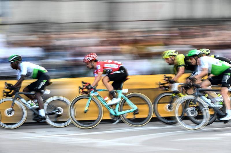 El ciclista esloveno conquista la primera grande de su carrera