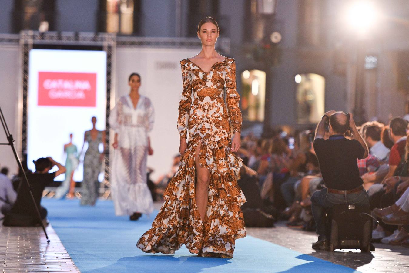 Protagonizó uno de los desfiles de la Pasarela Larios y contó con la santoñesa Ainara de Santamaría como musa