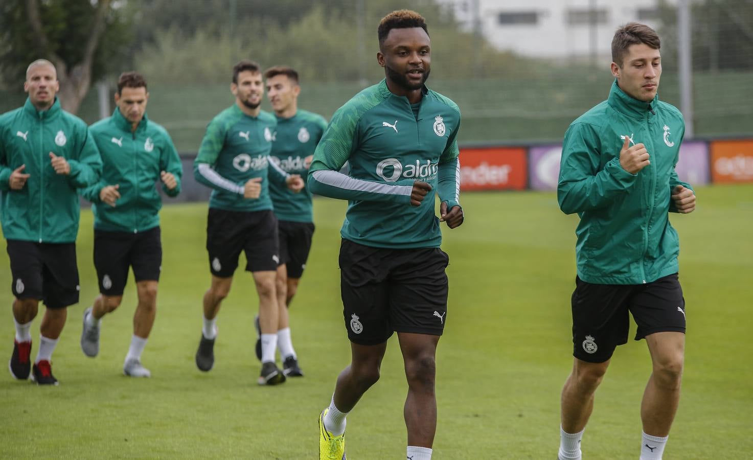 Fotos: El entrenamiento del día después de la victoria ante el Mirandés