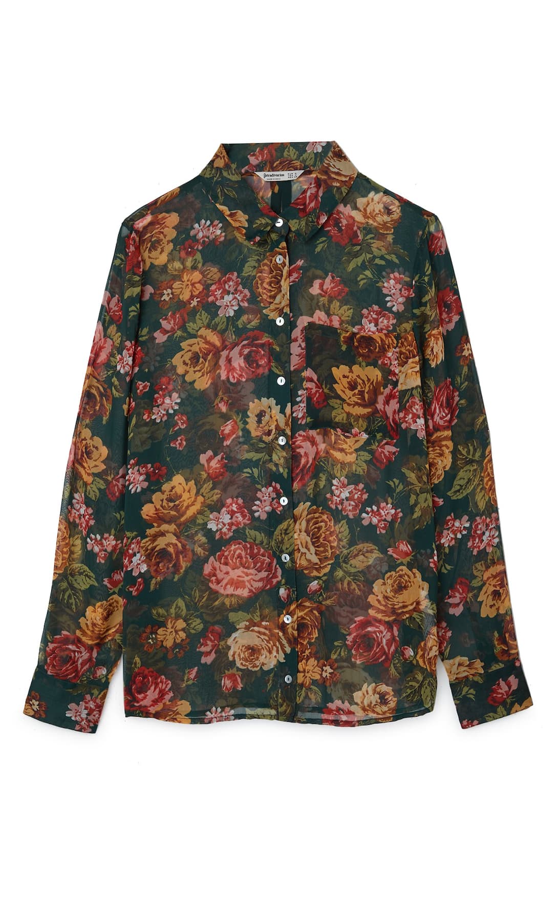 Camisa de flores semitransparente, de Stradivarius (15,99 euros). 