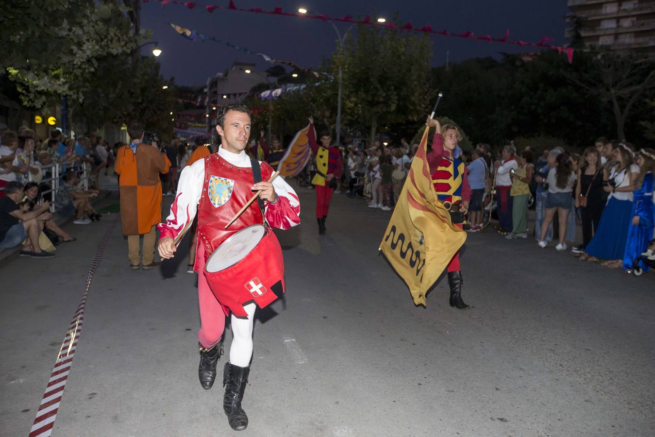 Fotos: Laredo vuelve a recibir la visita de Carlos V