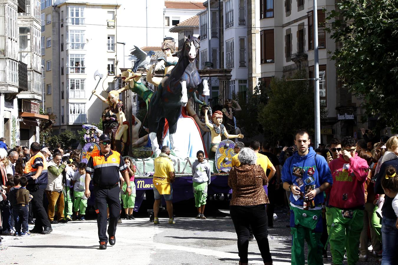 Fotos: Desfile de carrozas en Reinosa