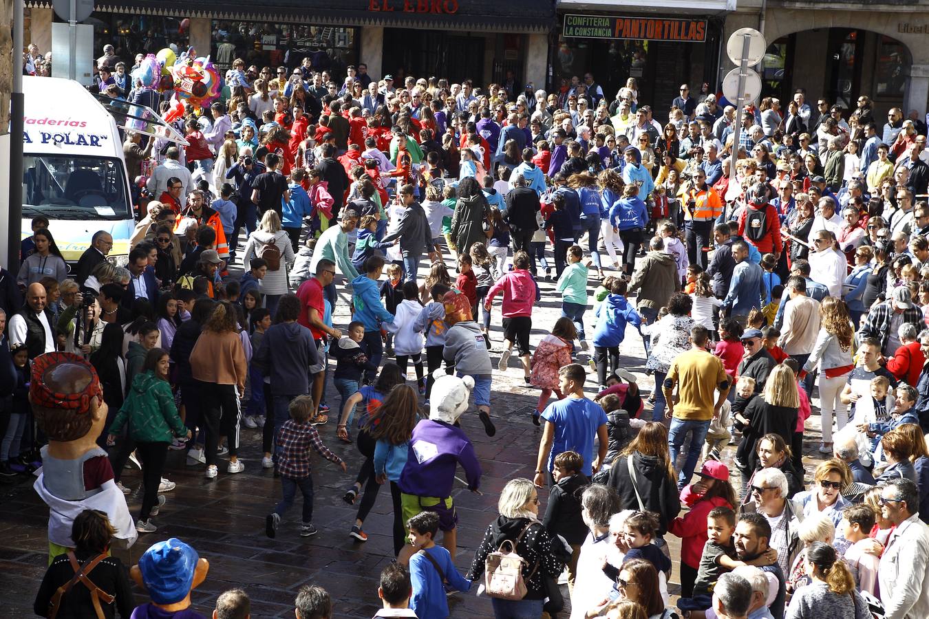 Fotos: Desfile de carrozas en Reinosa