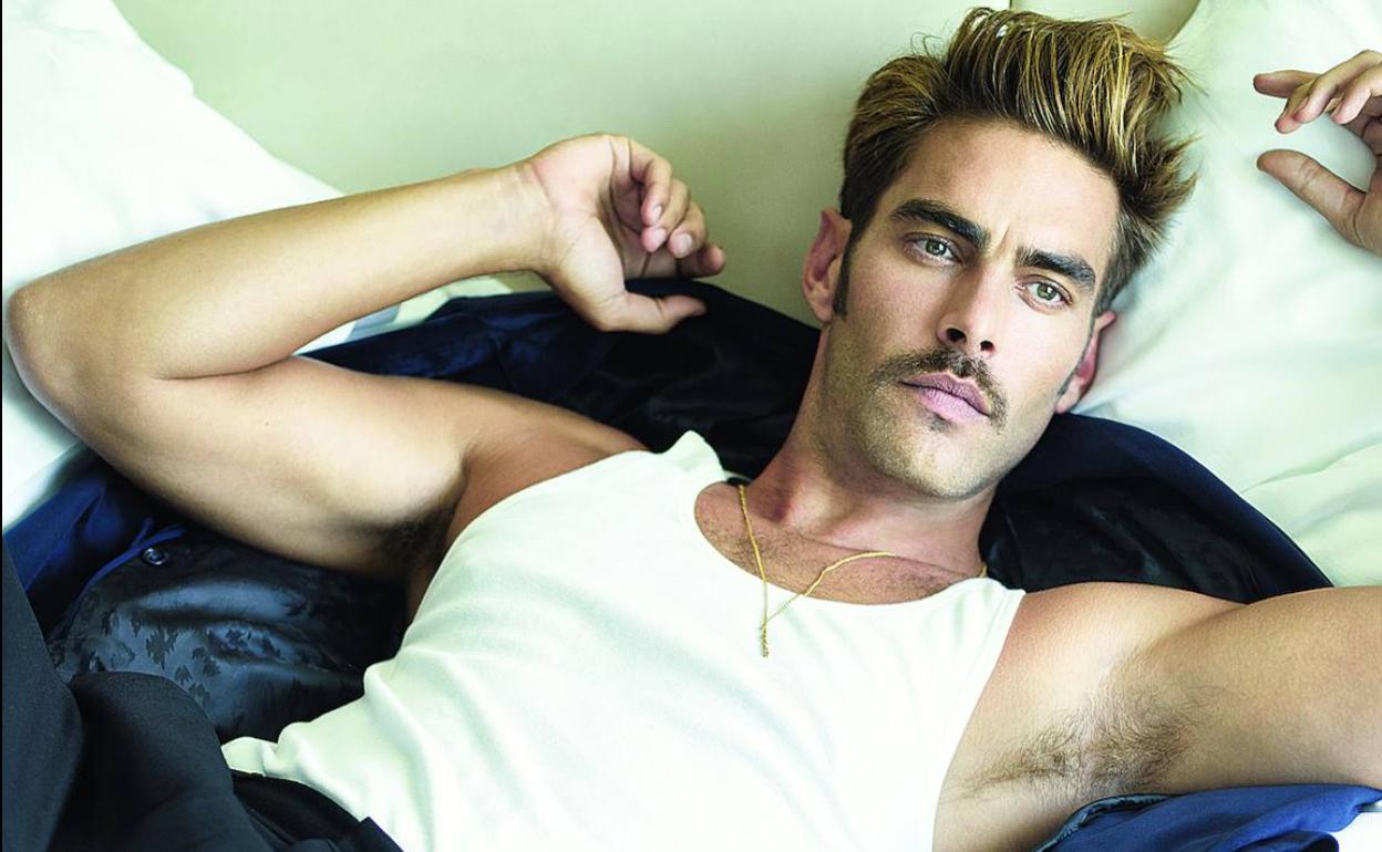 Jon Kortajarena, icono de la moda, ha desfilado para las grandes marcas.