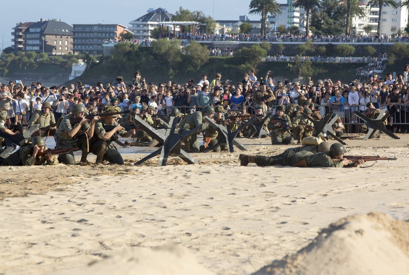 Fotos: Así ha sido el desembarco sin barcos en El Sardinero