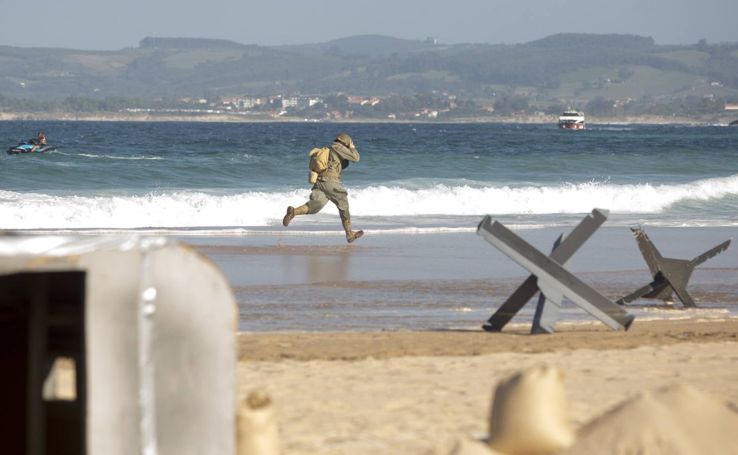 Fotos: Así ha sido el desembarco sin barcos en El Sardinero