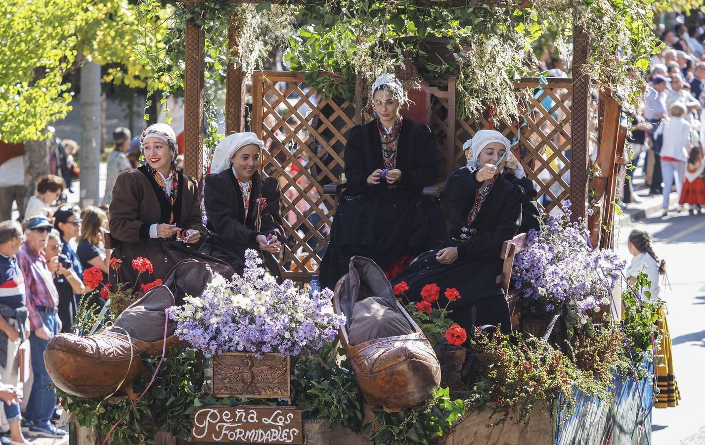 Fotos: Quince carretas y diez agrupaciones folclóricas participarán hoy en el Día de Campoo