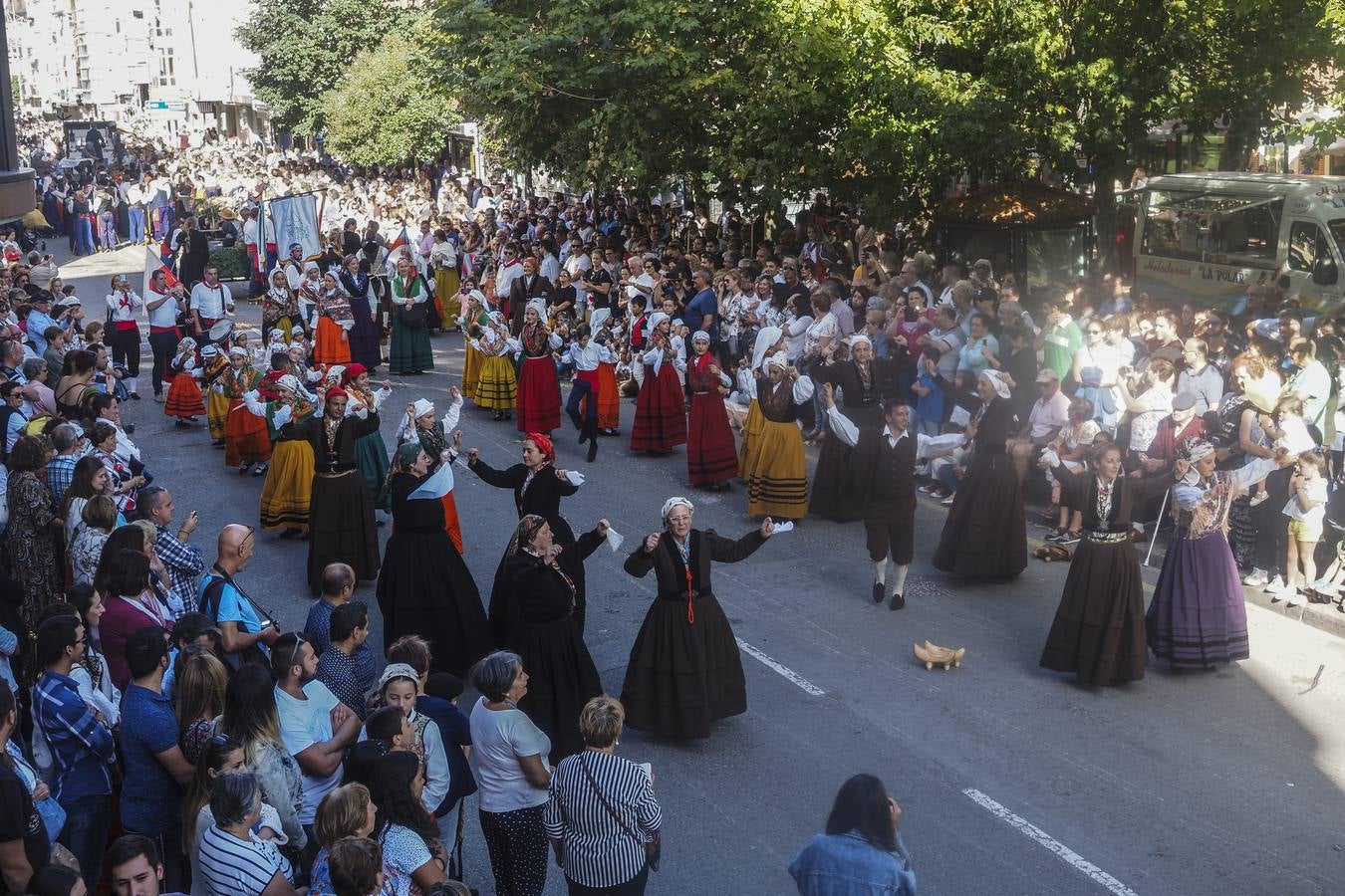 Fotos: Quince carretas y diez agrupaciones folclóricas participarán hoy en el Día de Campoo