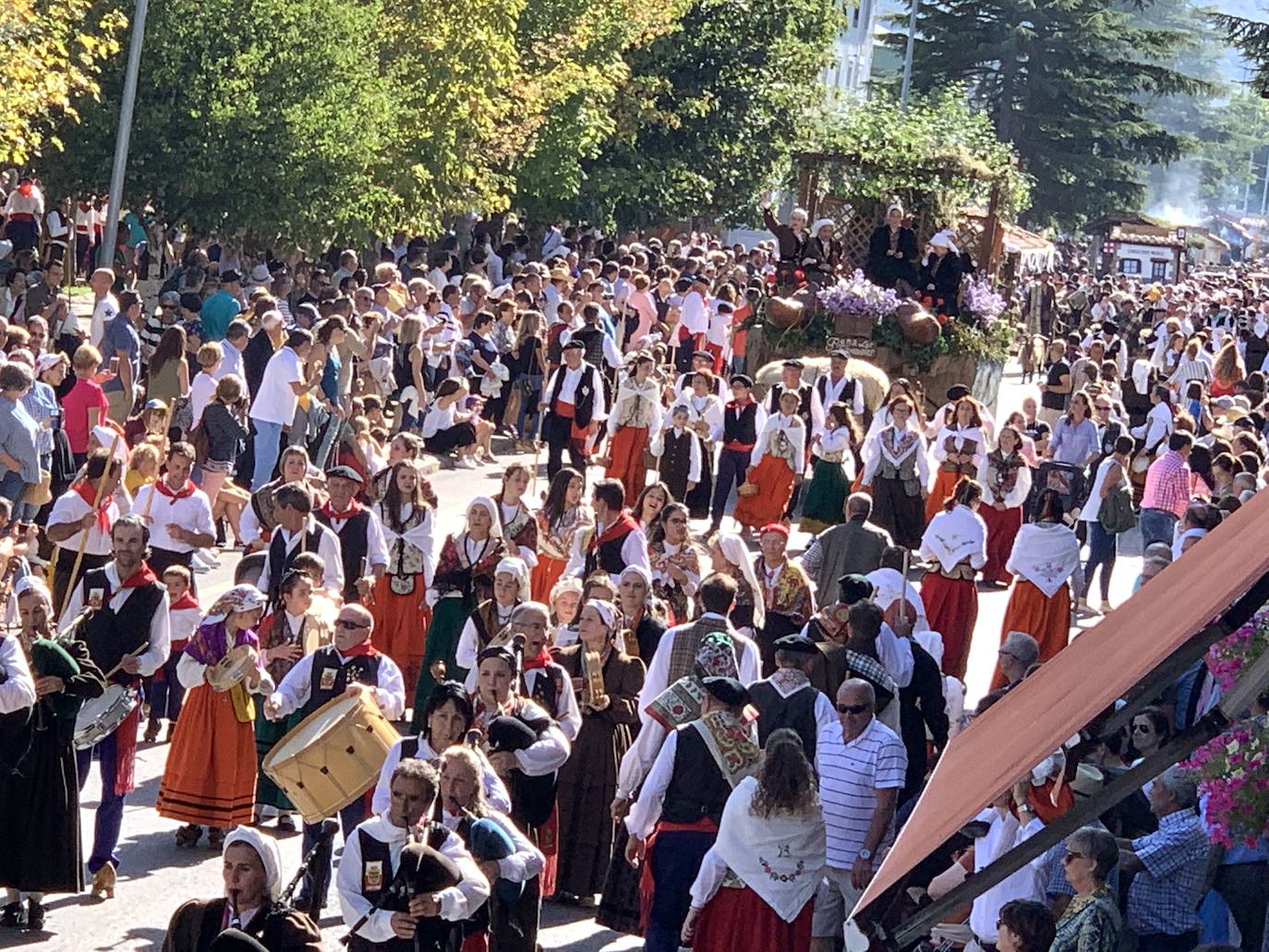 Fotos: Quince carretas y diez agrupaciones folclóricas participarán hoy en el Día de Campoo