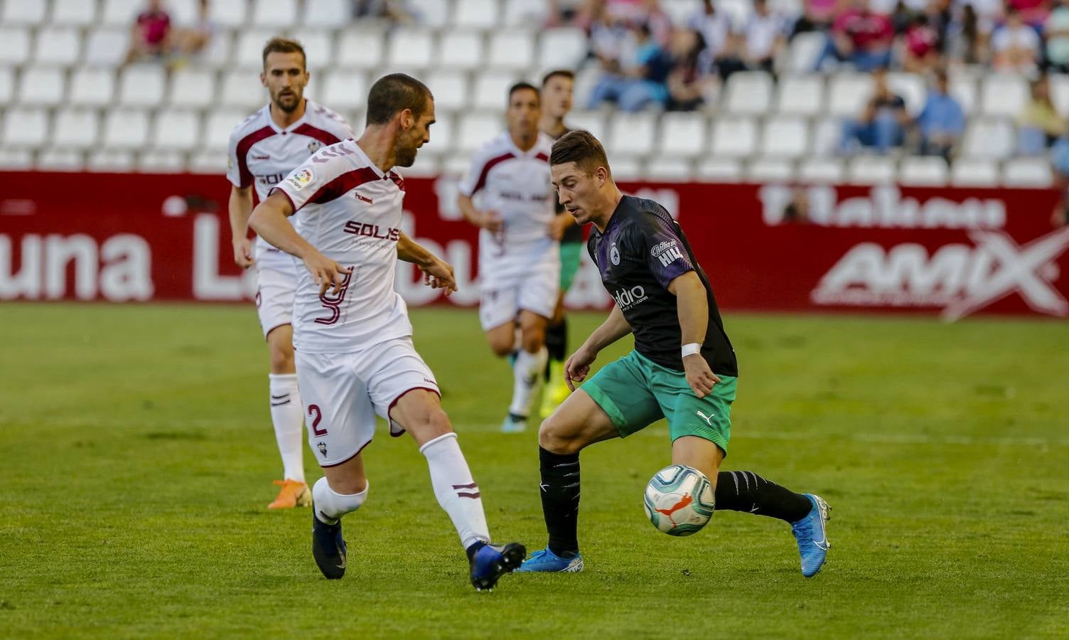 Fotos: Imágenes del partido Albacete-Racing