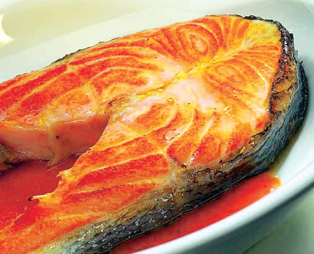 Uno de los platos mas suculentos que se pueden degustar en esta zona es el salmón al horno.