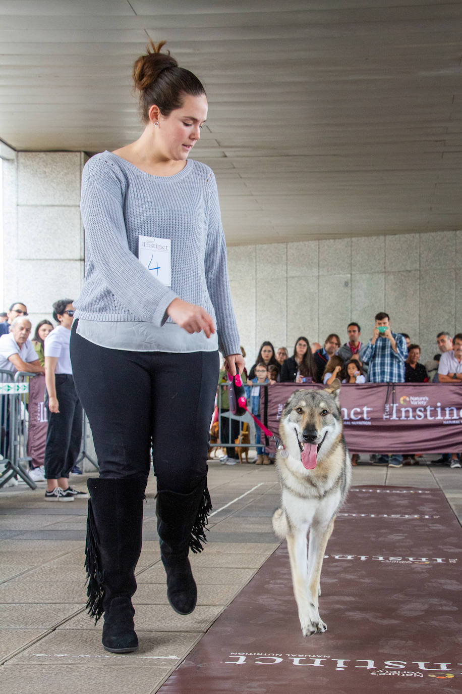 El centro comercial celebró la décima edición de este evento que premió a los perros más bonitos, simpáticos y educados