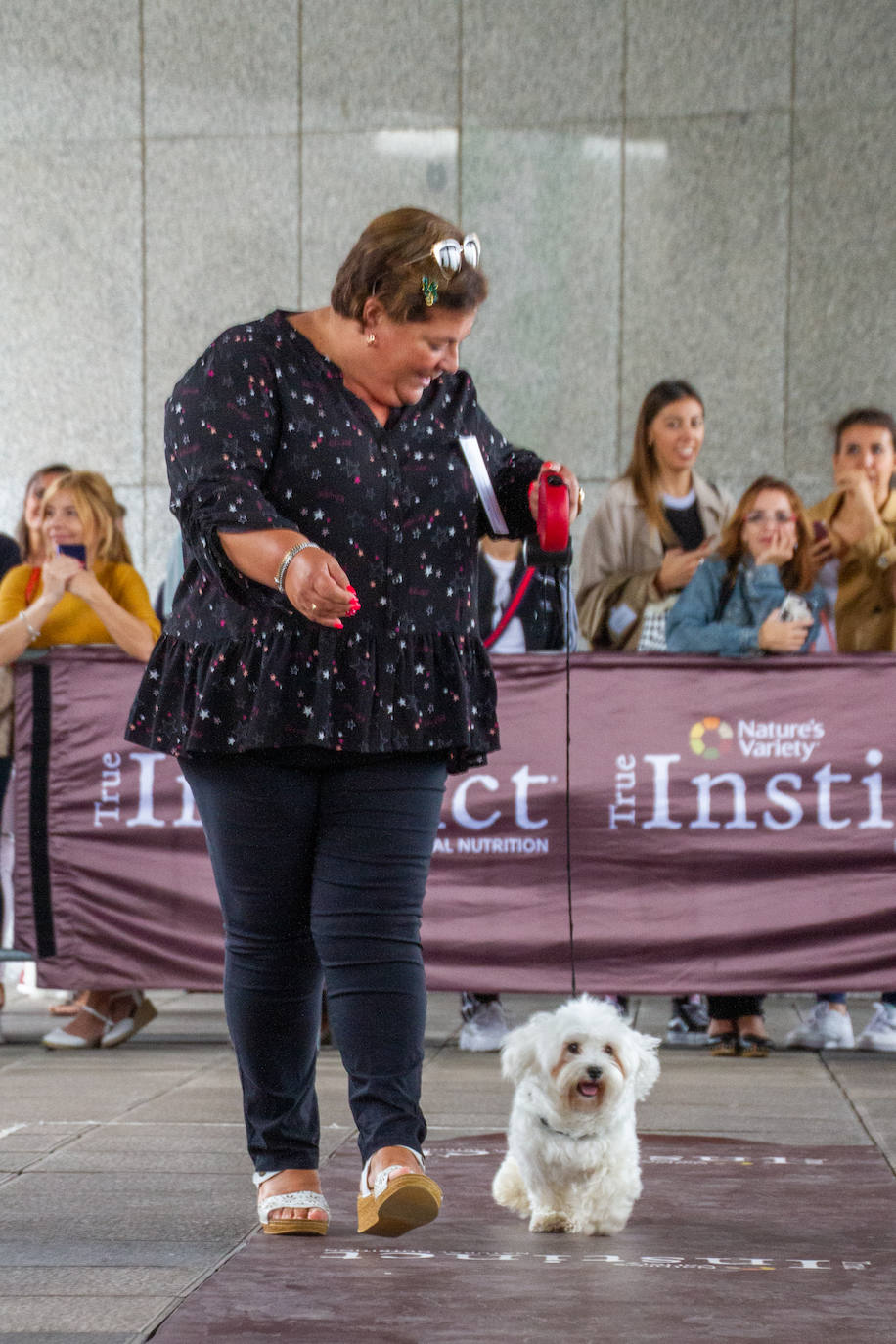 El centro comercial celebró la décima edición de este evento que premió a los perros más bonitos, simpáticos y educados