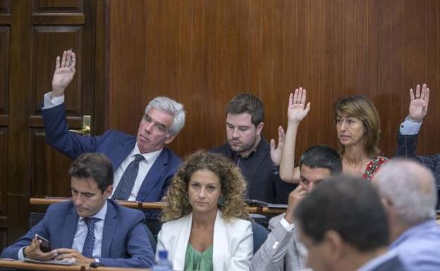 El PRC se convierte en aliado del gobierno PP-Cs de Santander para sacar adelante proyectos clave