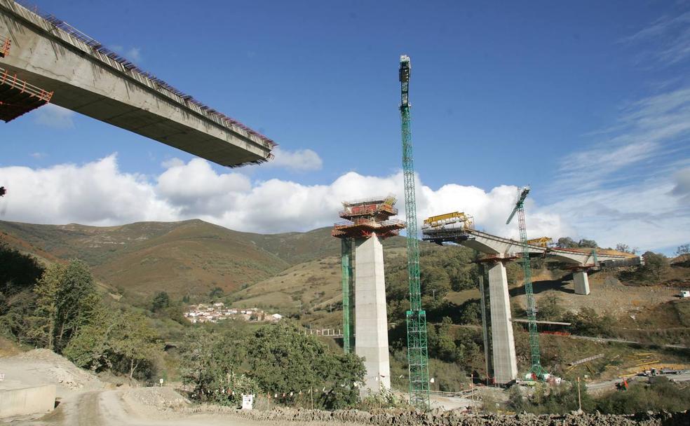 La construcción del viaducto de Montabliz fue, sin duda, uno de los grandes desafíos a los que se enfrentaron los ingenieros