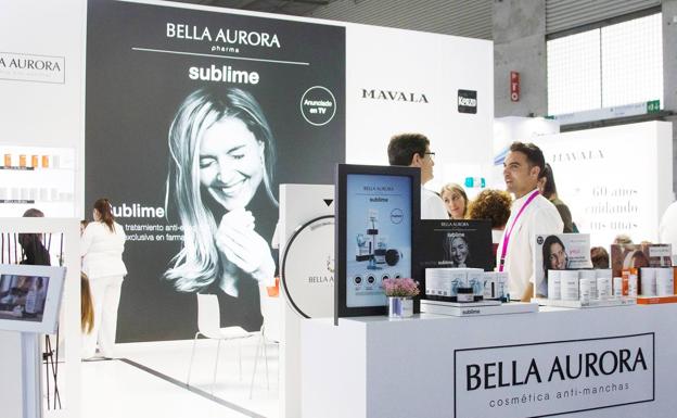 Bella Aurora Labs. Con más de 200 empleados, el crecimiento de sus ventas es del 27,93%, según los datos facilitados por Cepyme correspondientes a 2017. El modelo de gestión empresarial está centrado en las personas. La empresa tiene su sede en Santander y dispone de las oficinas administrativas en Santa Coloma de Cervelló (Barcelona).