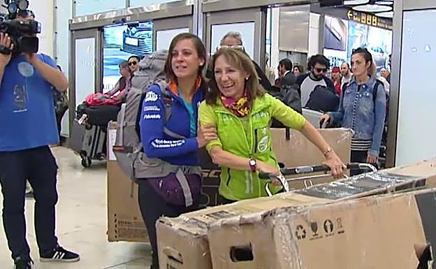 Vuelven a casa tras atravesar el salar de Uyuni
